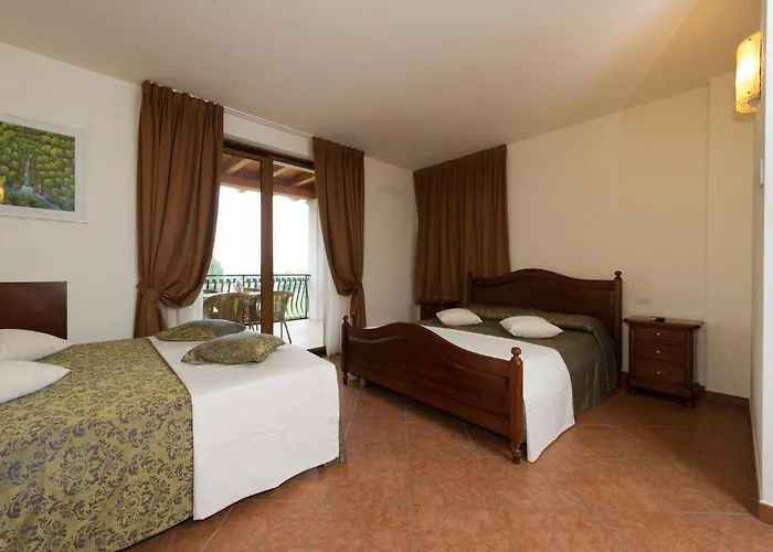 Locanda Ristorante Al Cardellino Apart Otel